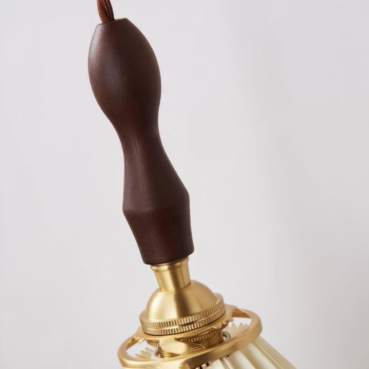 Lampa Ścienna z Faldami z Drewna
