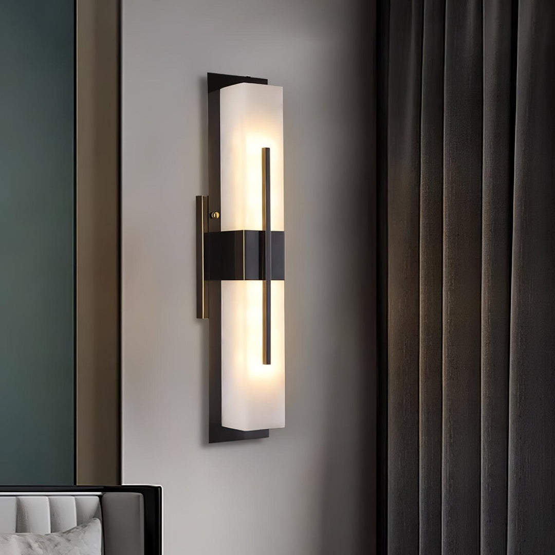 Lampa ścienna Possini Outdoor Alabaster
