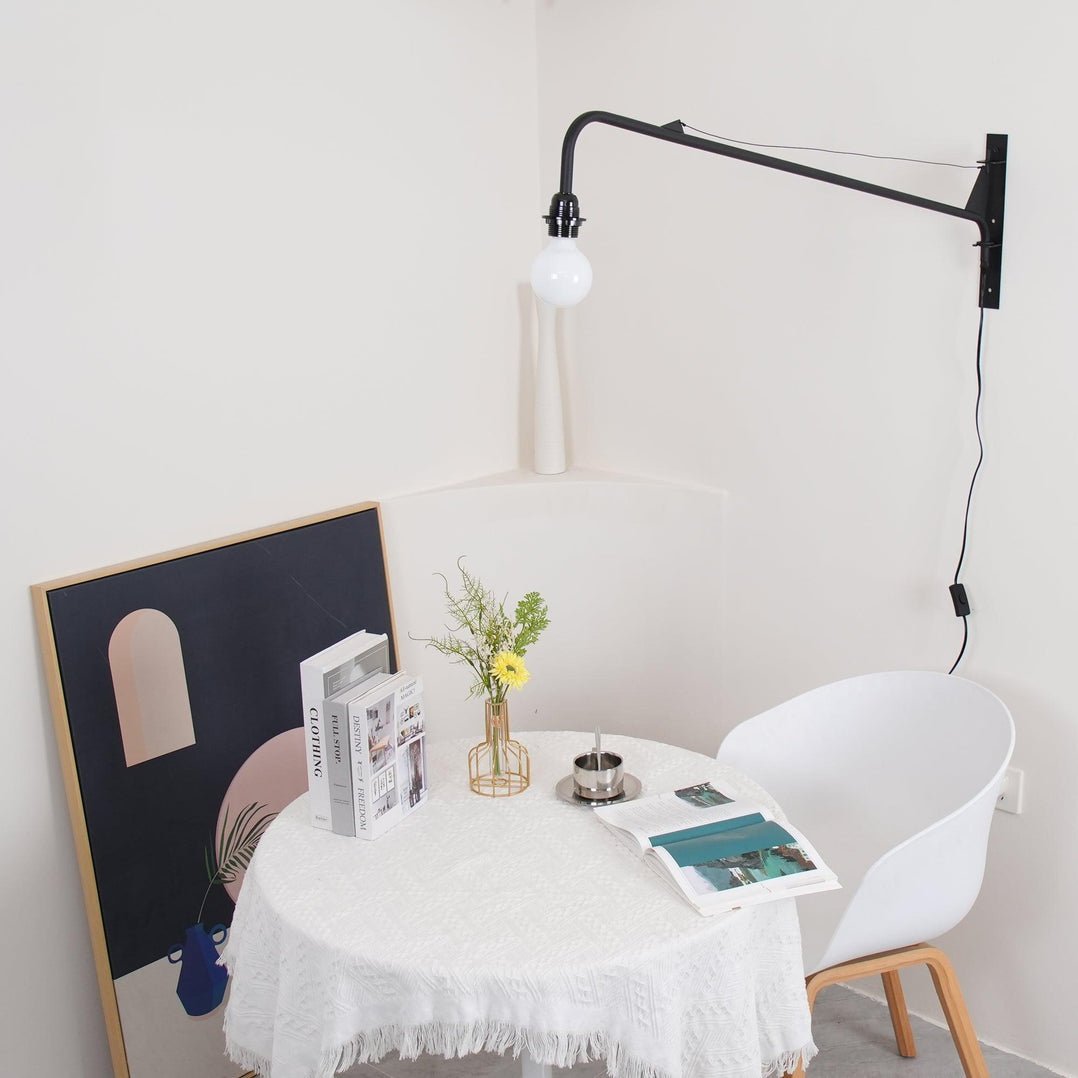 Lampa ścienna Prouve Petite Potence