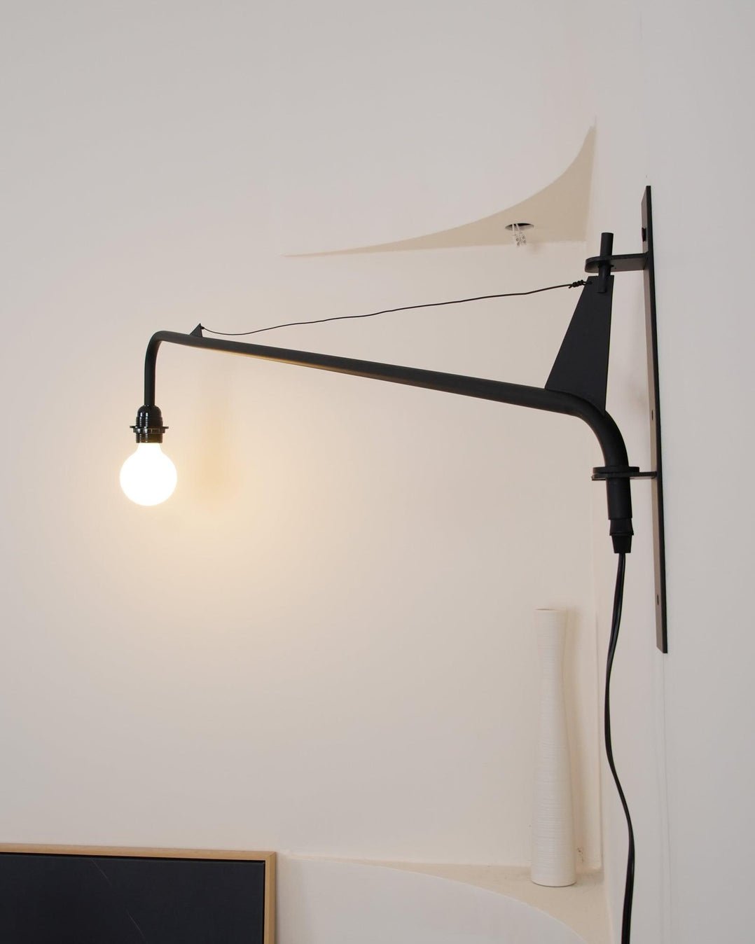 Lampa ścienna Prouve Petite Potence