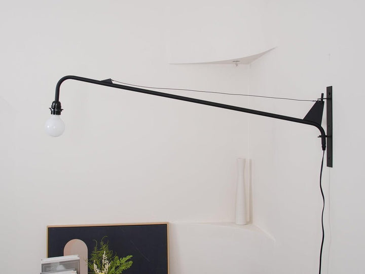 Lampa ścienna Prouve Petite Potence