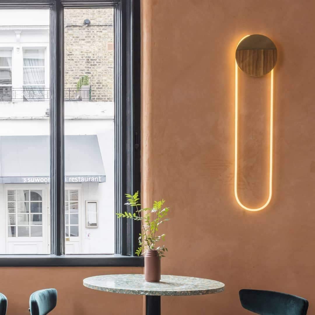 Lampa ścienna RA