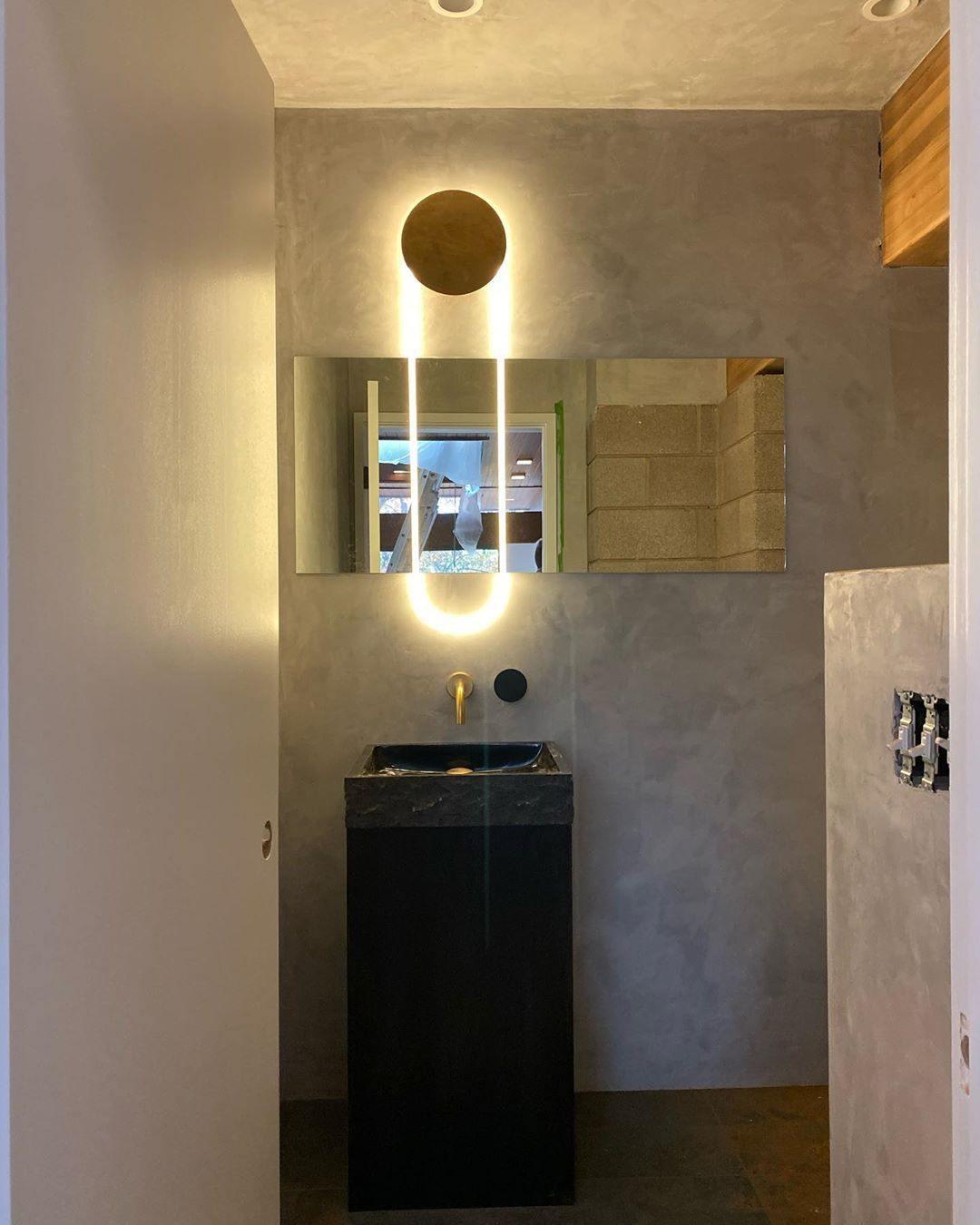 Lampa ścienna RA
