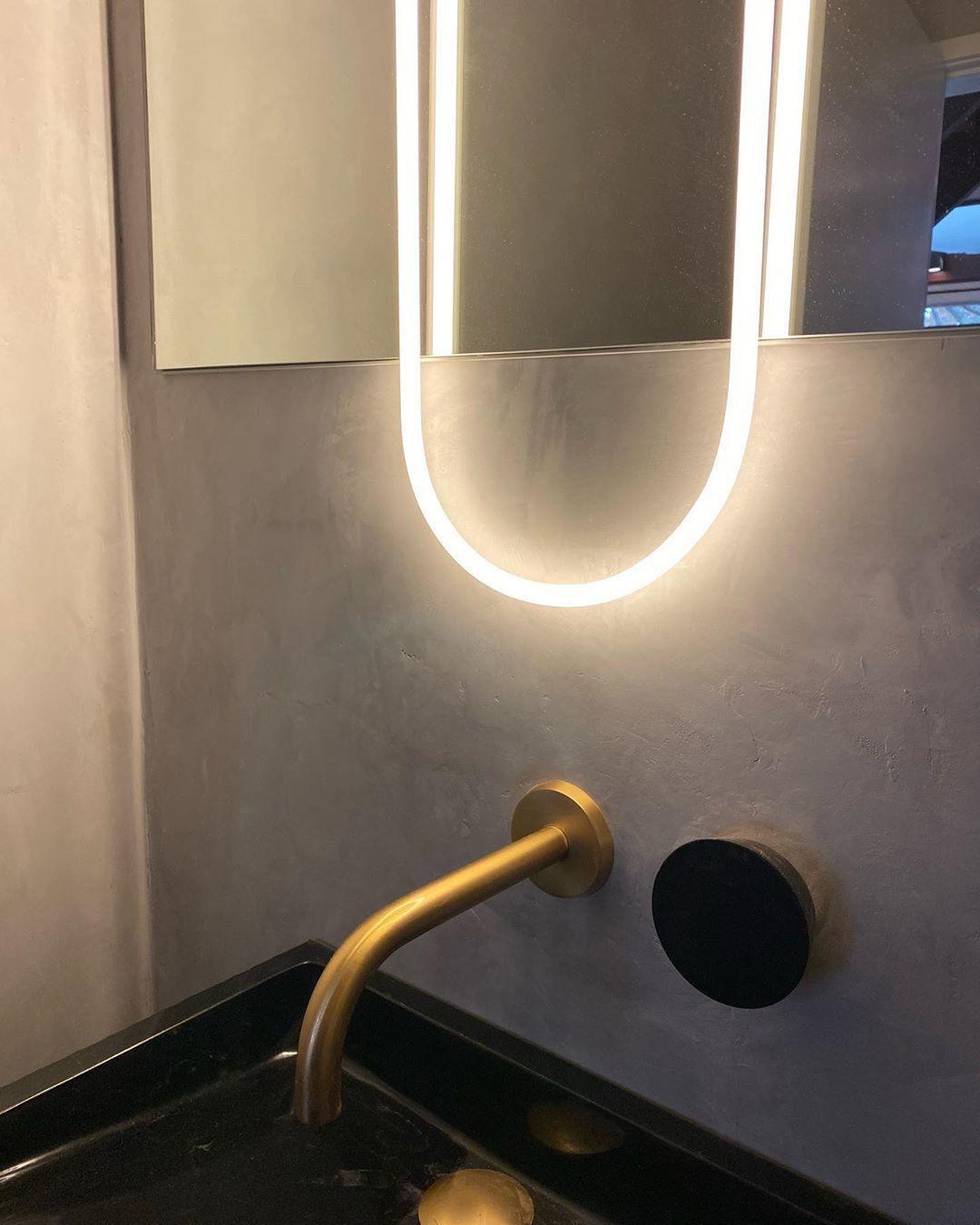 Lampa ścienna RA