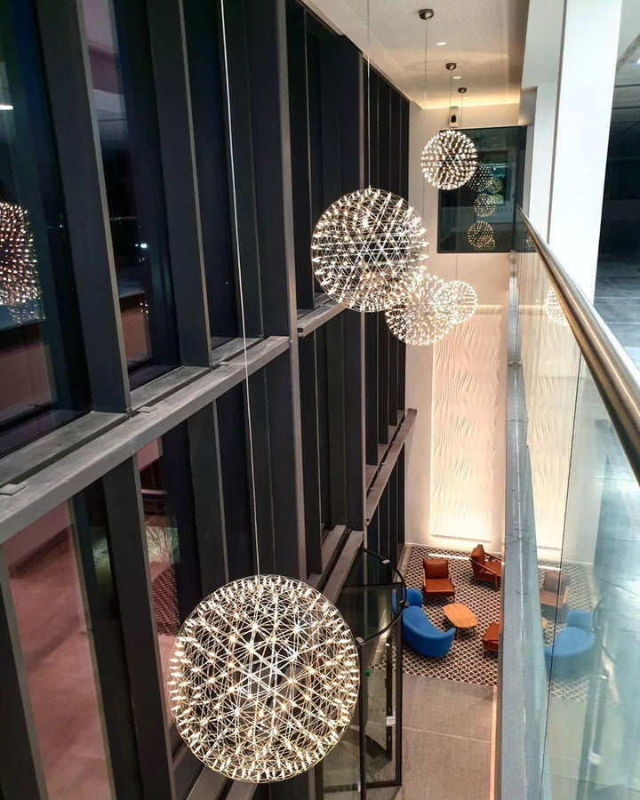 Srebrna Lampa Wisząca Spark Ball