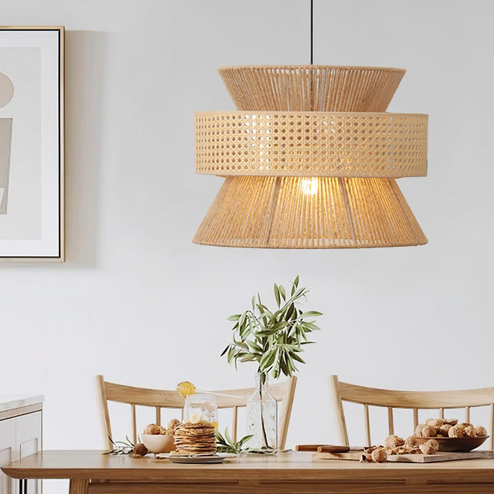 Lampa wisząca z rattanu i bambusa
