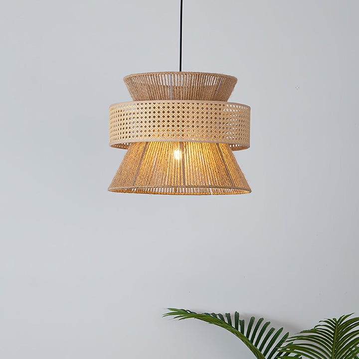 Lampa wisząca z rattanu i bambusa