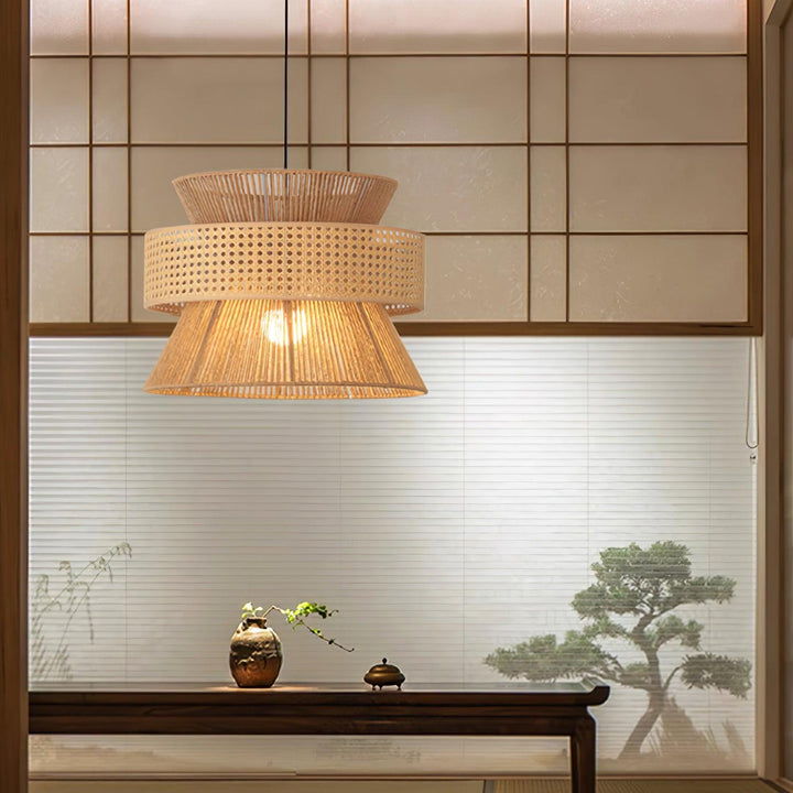 Lampa wisząca z rattanu i bambusa