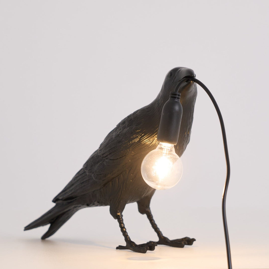 Lampa stołowa z żywicy Kruka