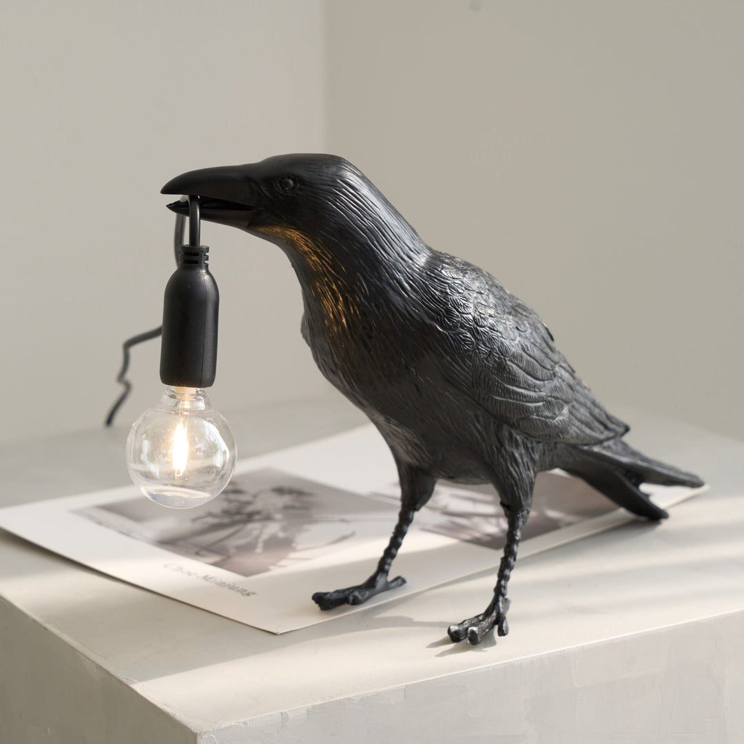 Lampa stołowa z żywicy Kruka