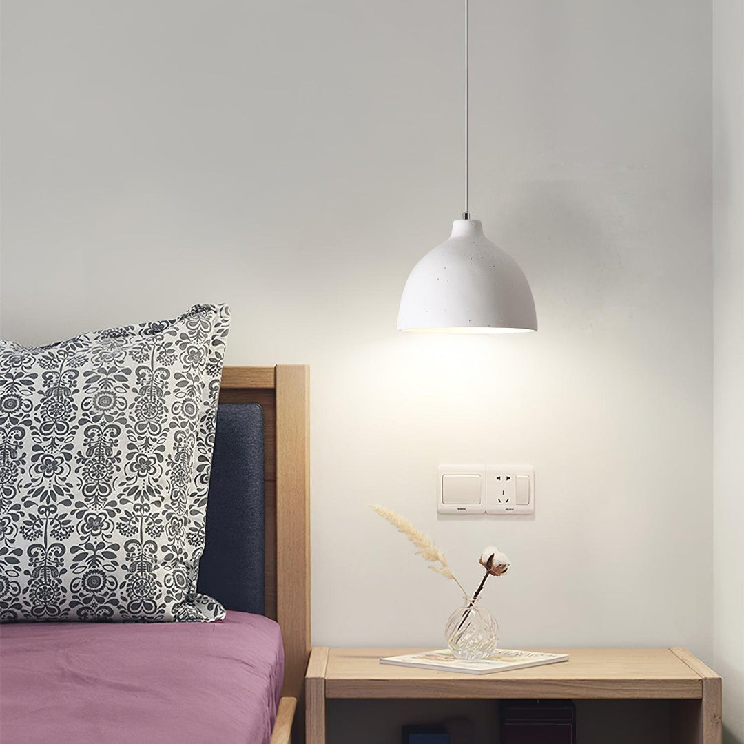 Lampa wisząca z żywicy w kształcie miski