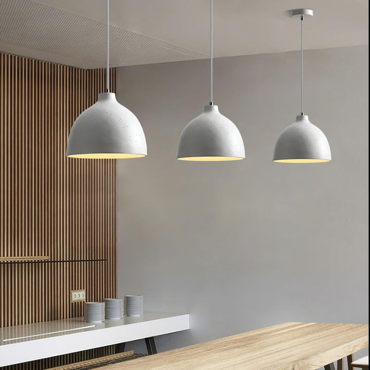 Lampa wisząca z żywicy w kształcie miski