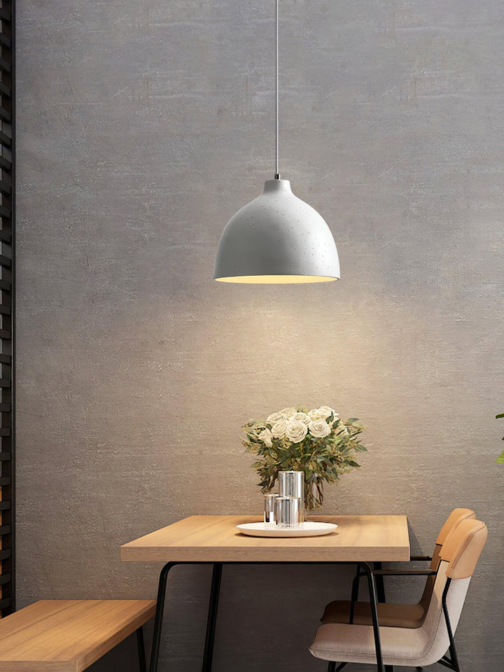 Lampa wisząca z żywicy w kształcie miski