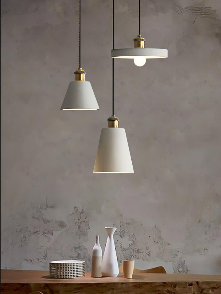 Lampa Wisząca Geometriczna z Żywicy