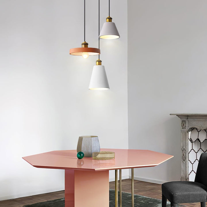 Lampa Wisząca Geometriczna z Żywicy