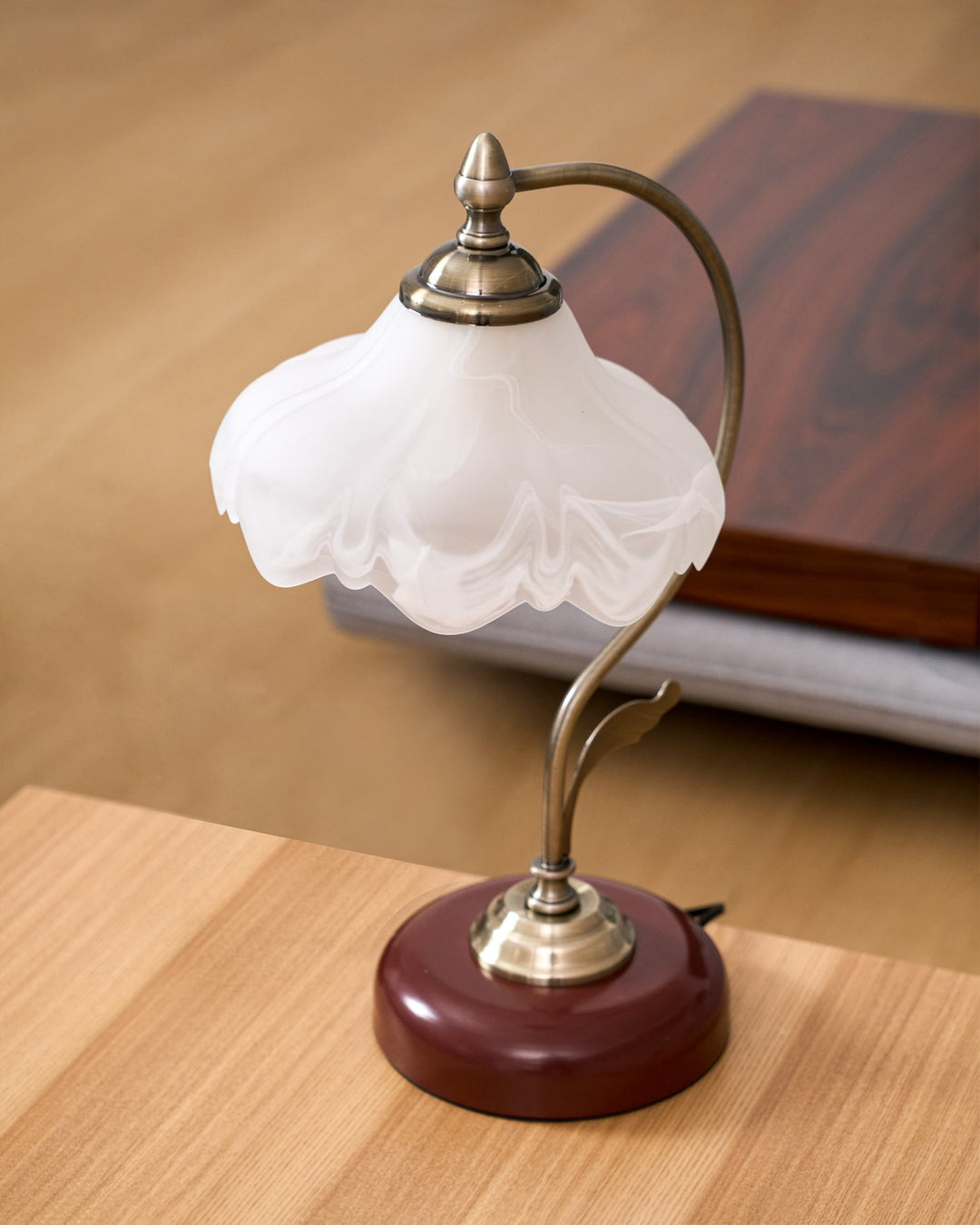 Lampa Stołowa Vintage Laiton