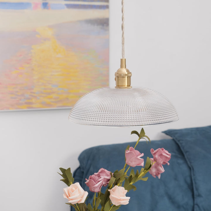 Lampa wisząca z żebrowanym kloszem
