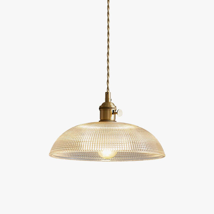 Lampa wisząca z żebrowanym kloszem