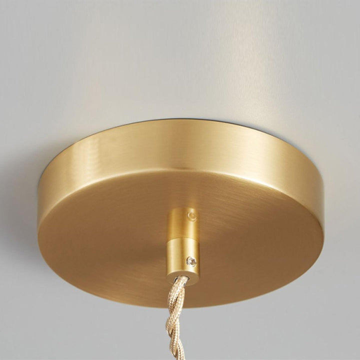 Lampa wisząca z żebrowanym kloszem