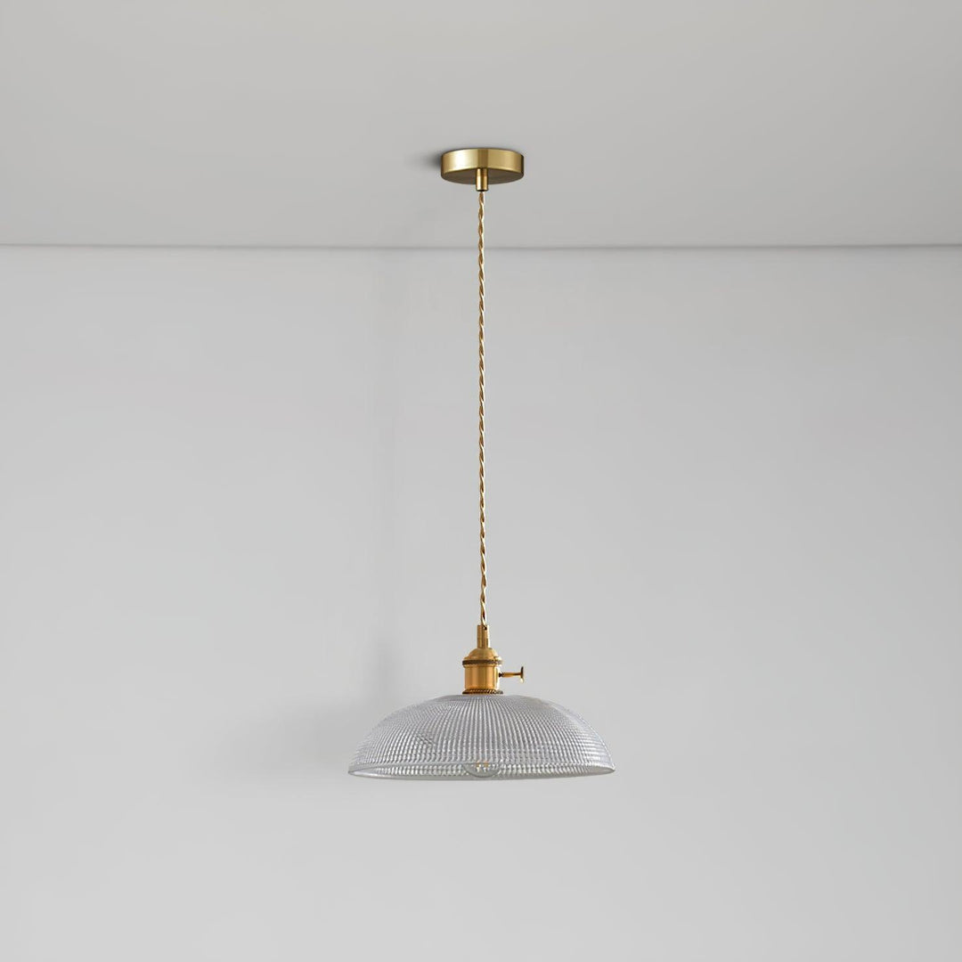 Lampa wisząca z żebrowanym kloszem