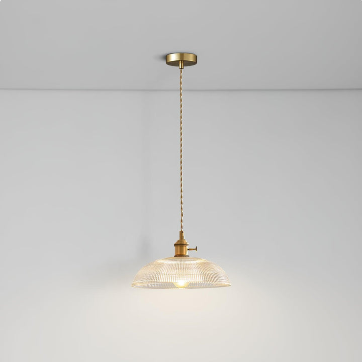 Lampa wisząca z żebrowanym kloszem