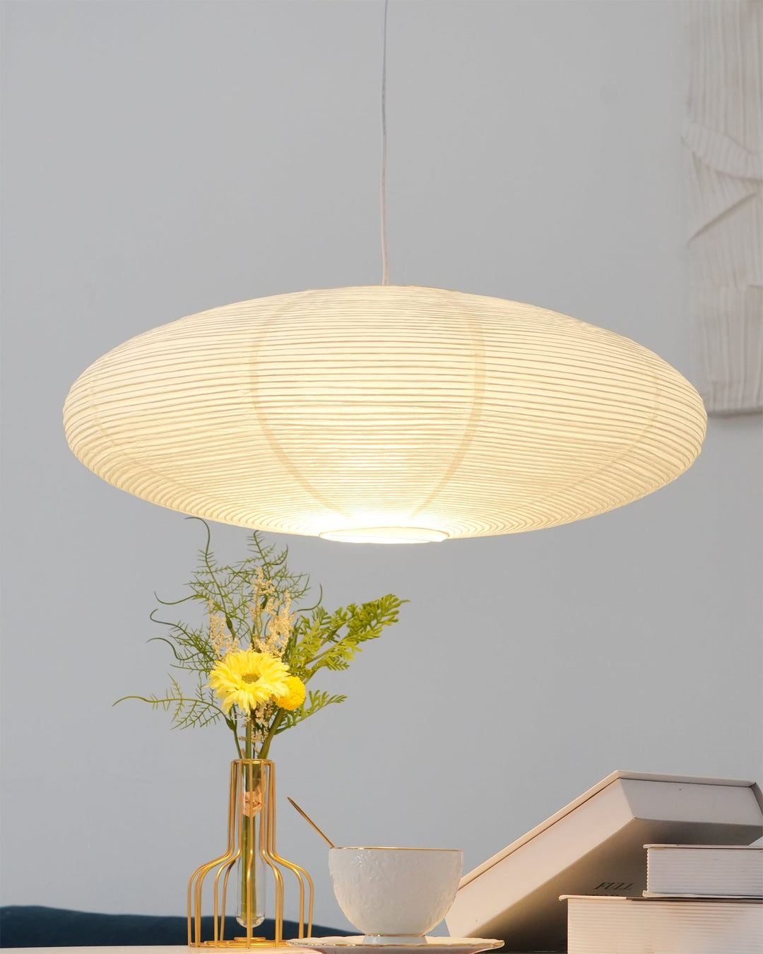 Lampa z papieru washi 15A, z przewodem zawieszanym na haku