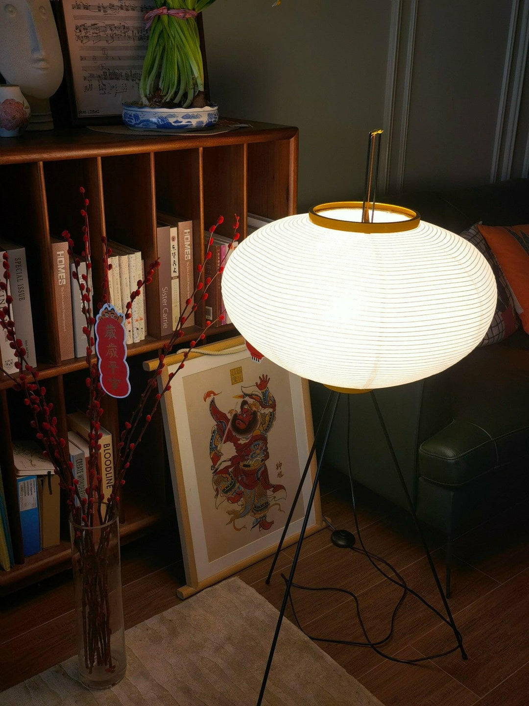Lampa podłogowa z papieru ryżowego