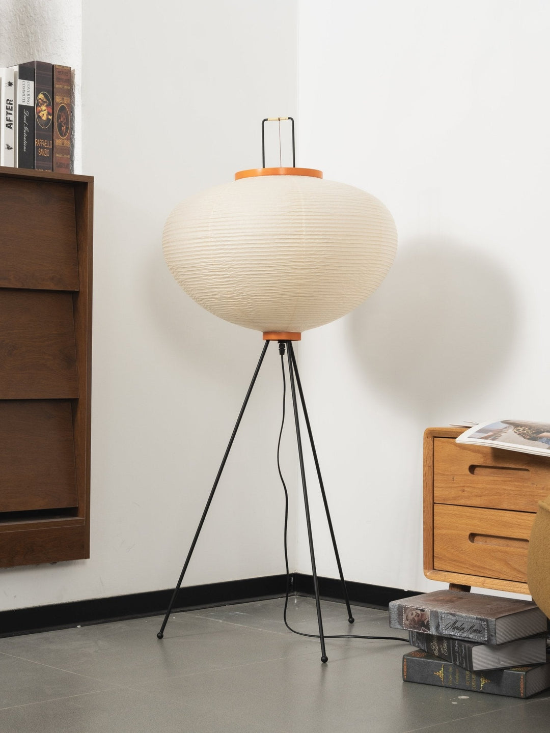 Lampa podłogowa z papieru ryżowego