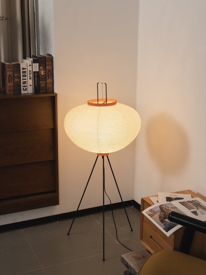 Lampa podłogowa z papieru ryżowego