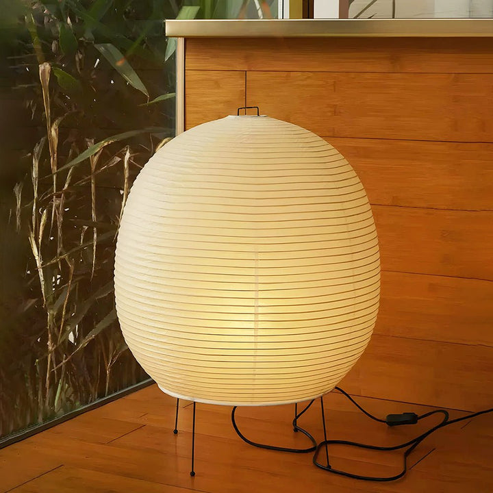 Lampa stołowa z papieru ryżowego