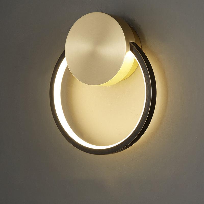 Lampa ścienna LED w kształcie pierścienia