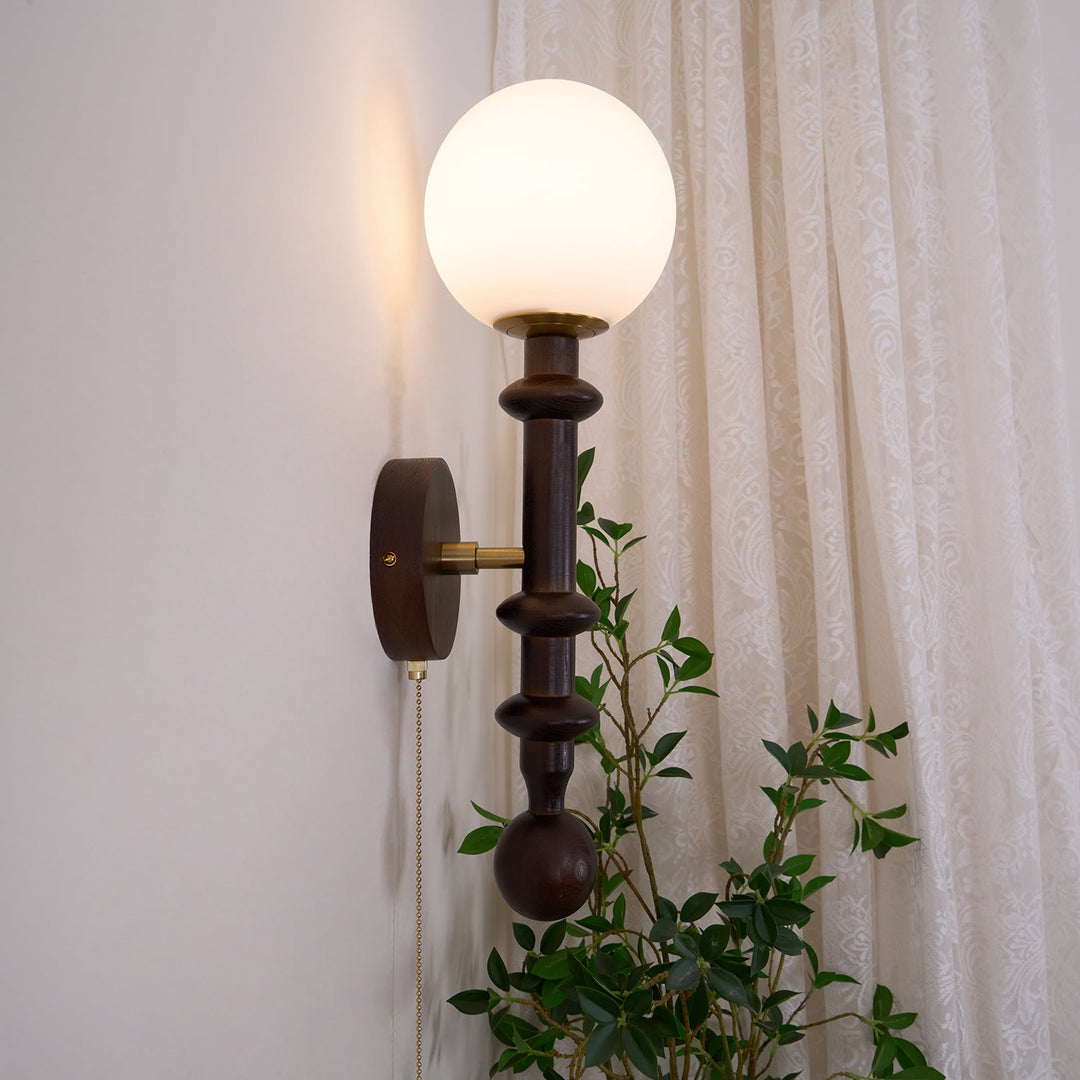Lampa Ścienna w Kształcie Kolumny Rzymskiej
