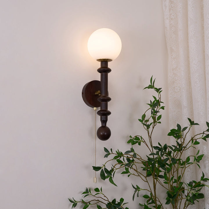 Lampa Ścienna w Kształcie Kolumny Rzymskiej