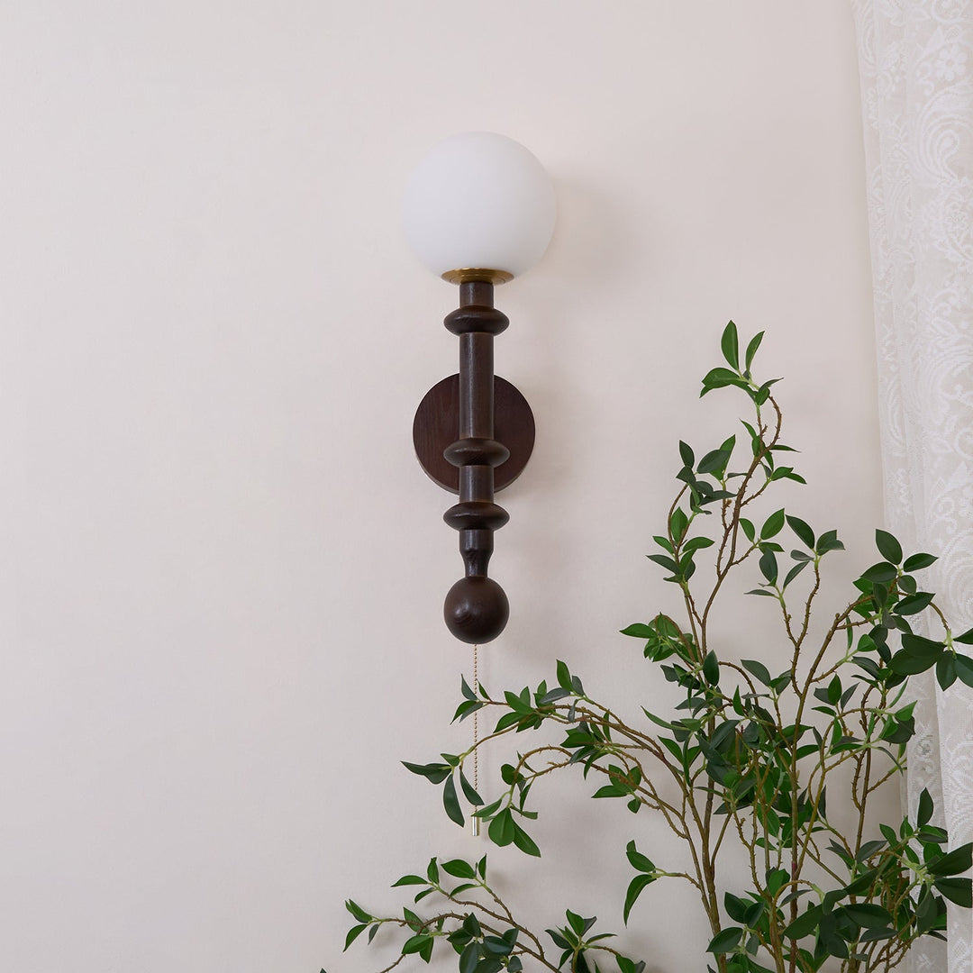Lampa Ścienna w Kształcie Kolumny Rzymskiej