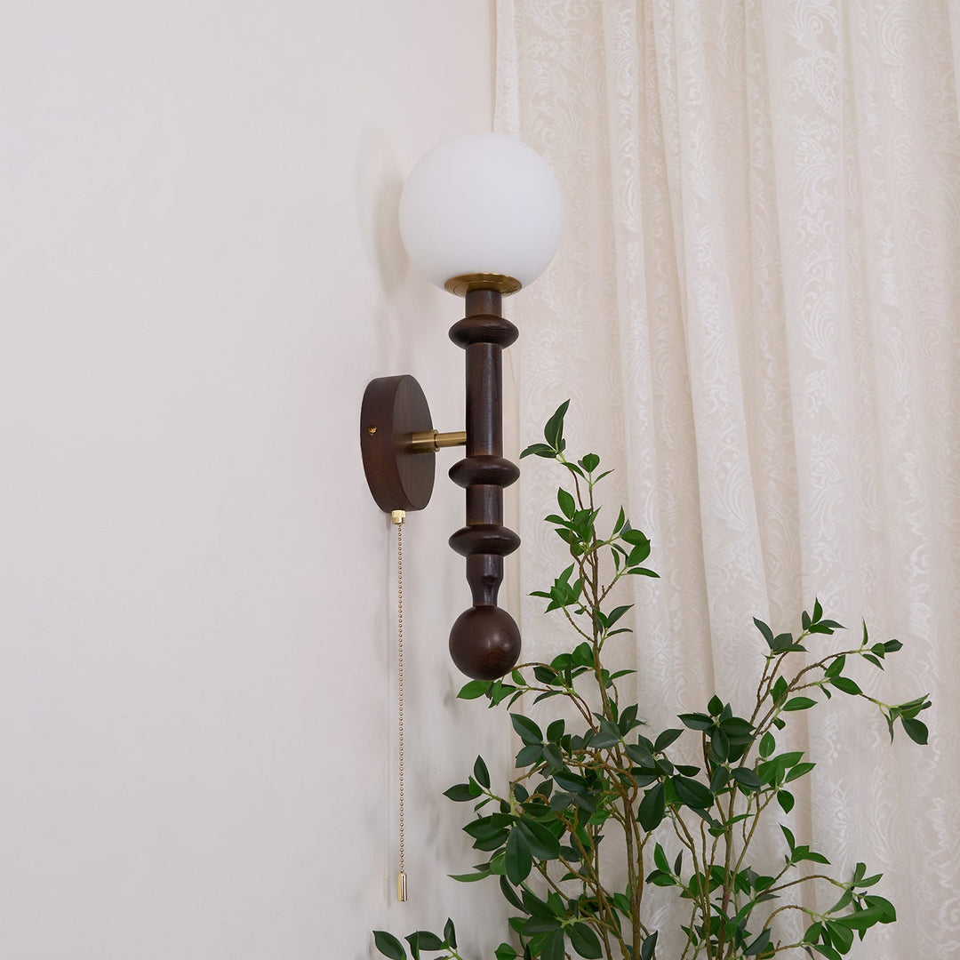 Lampa Ścienna w Kształcie Kolumny Rzymskiej