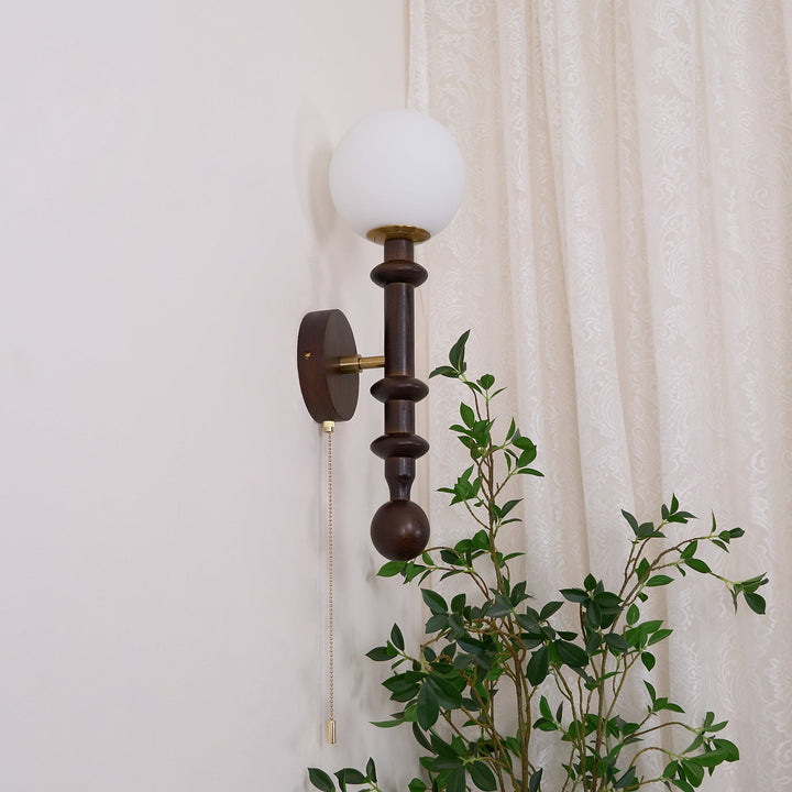 Lampa Ścienna w Kształcie Kolumny Rzymskiej