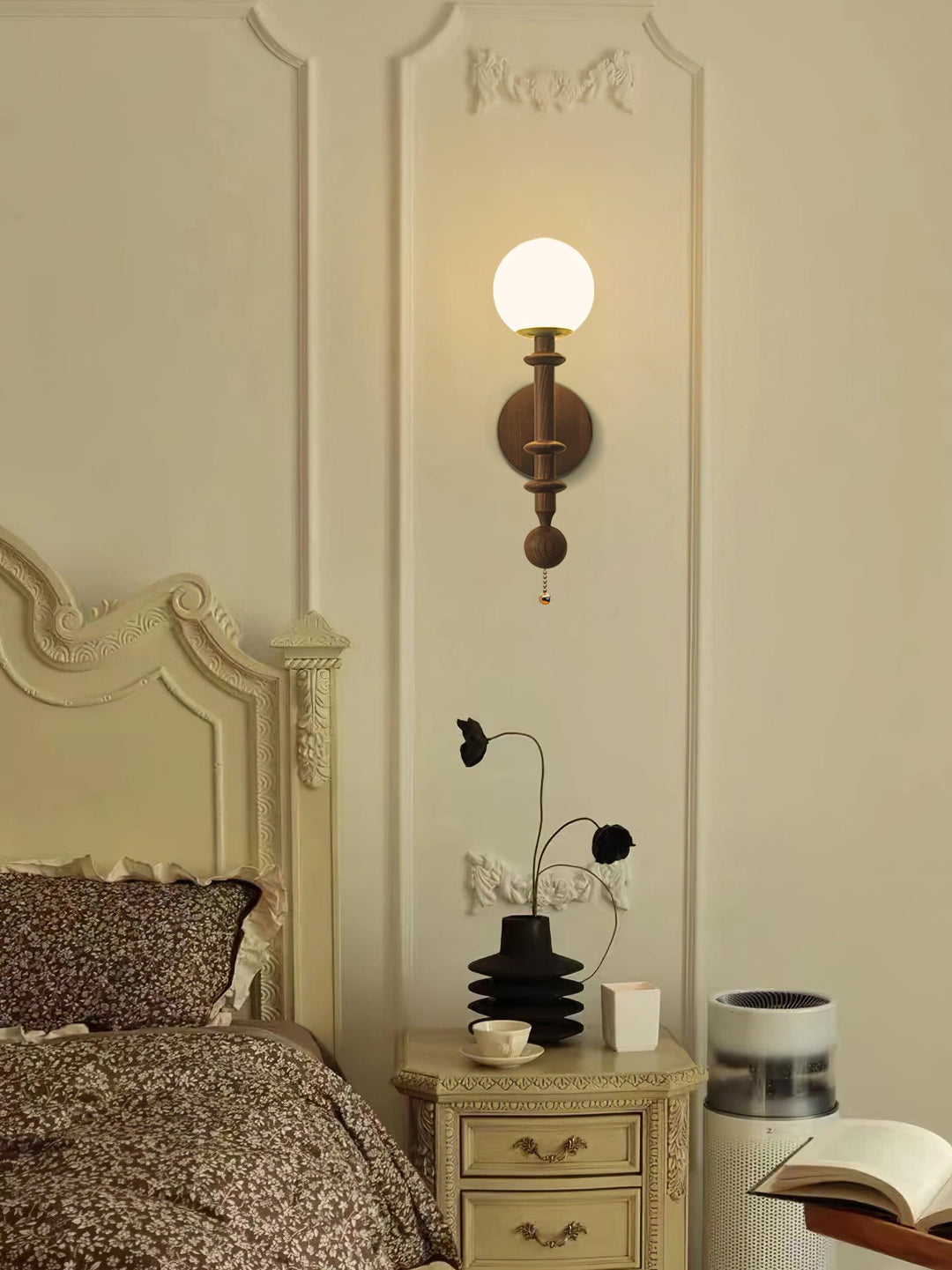 Lampa Ścienna w Kształcie Kolumny Rzymskiej