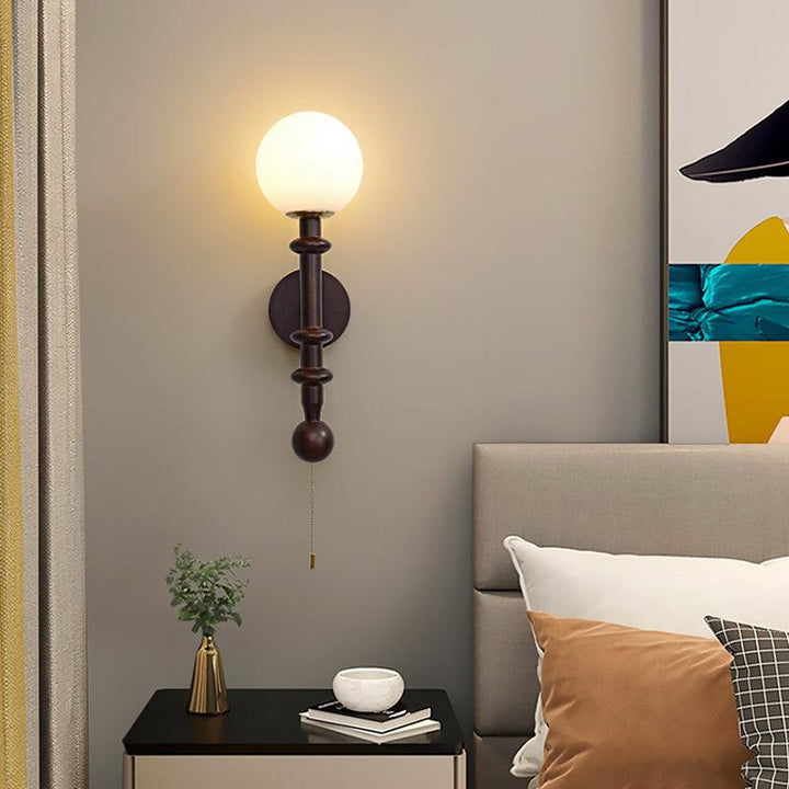 Lampa Ścienna w Kształcie Kolumny Rzymskiej
