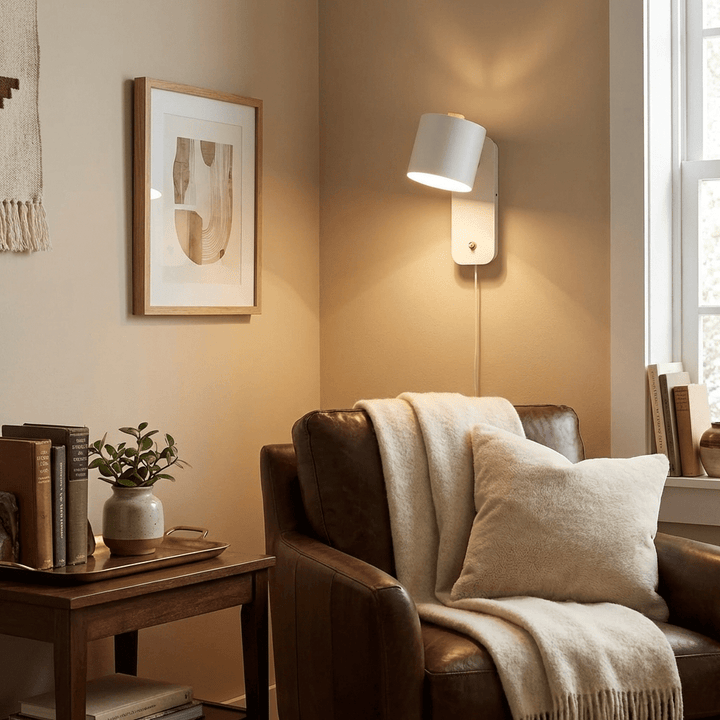 Obrotowa lampa ścienna z cylindrycznym kloszem