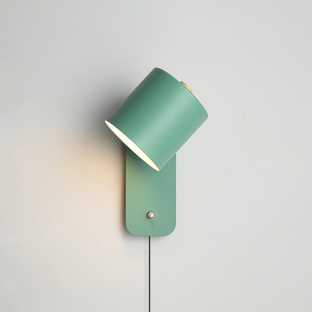 Obrotowa lampa ścienna z cylindrycznym kloszem