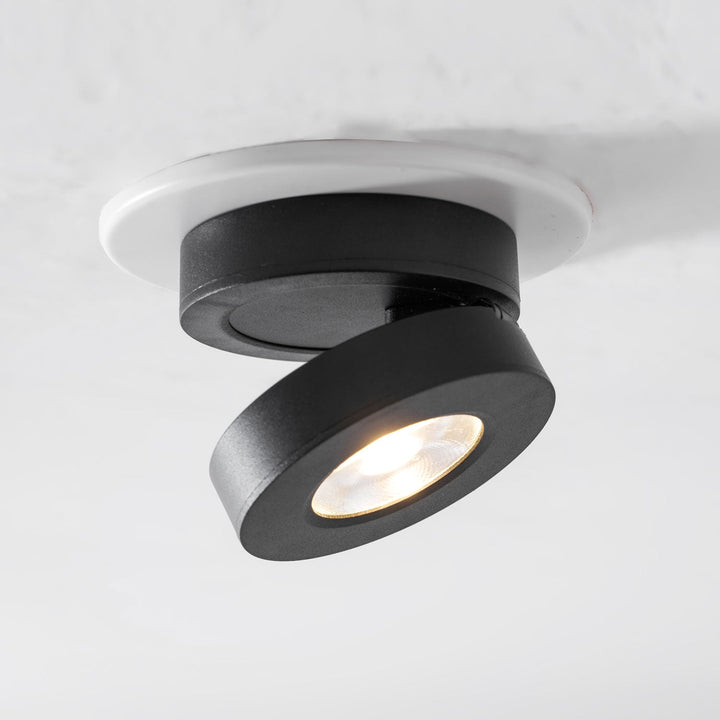 Okrągła obrotowa lampa LED świecąca w dół