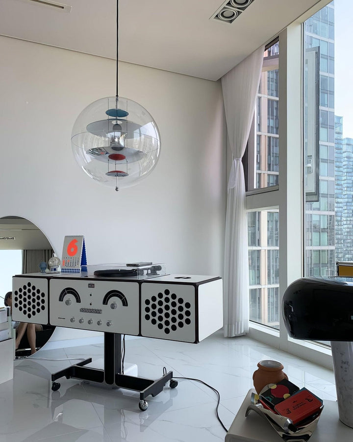 Lampa wisząca w kształcie okrągłej kuli