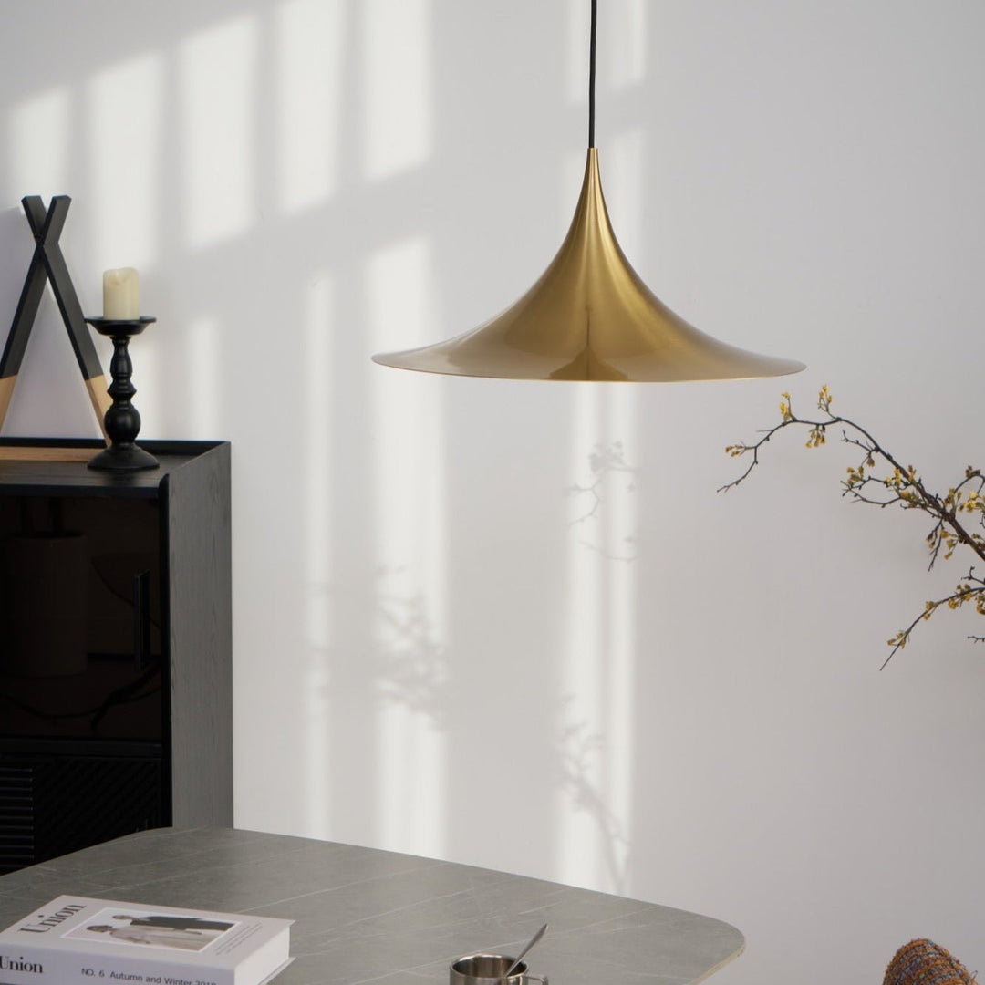 Lampa wisząca Semi z przewodem zawieszanym na haku