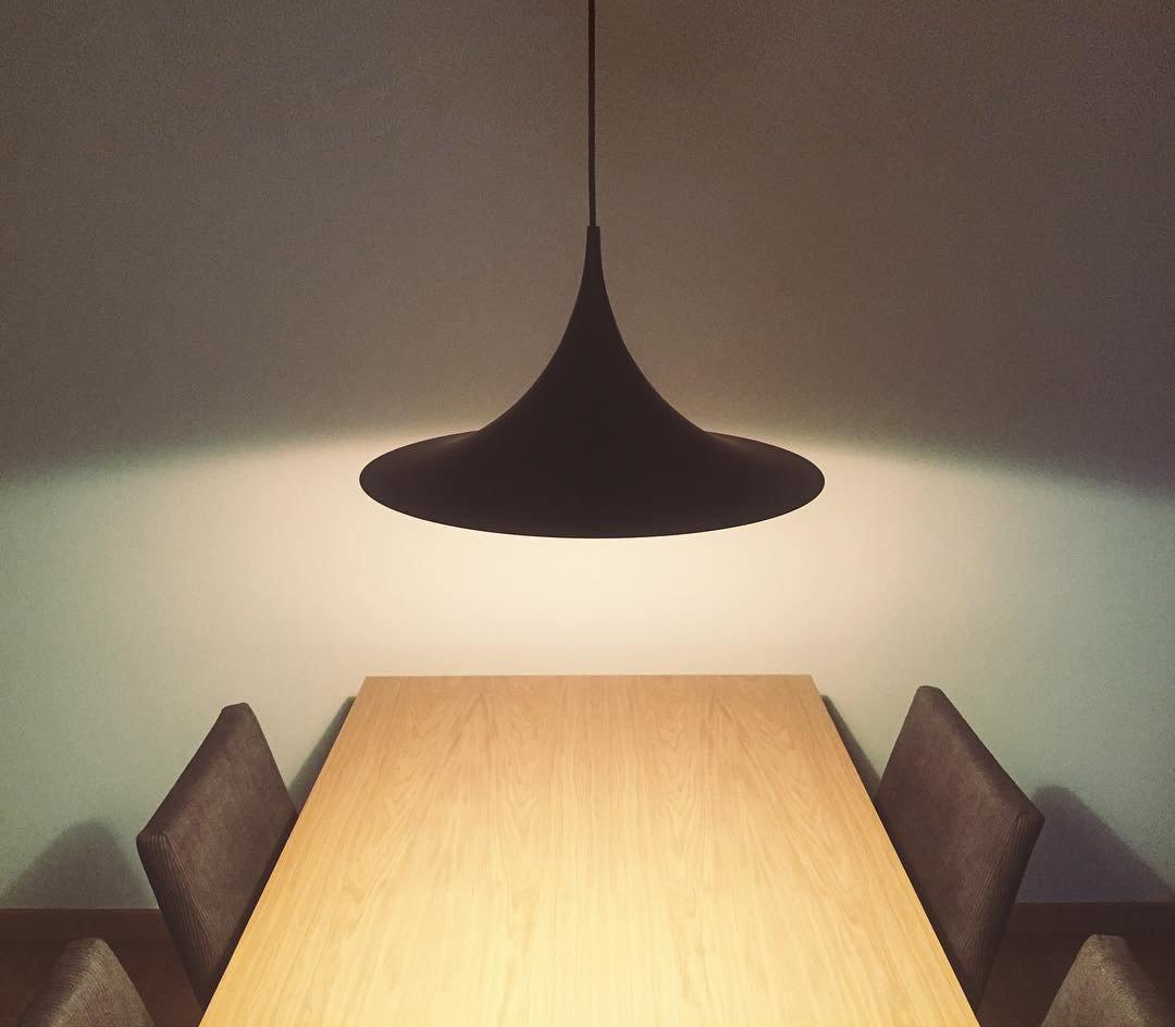Lampa wisząca Semi