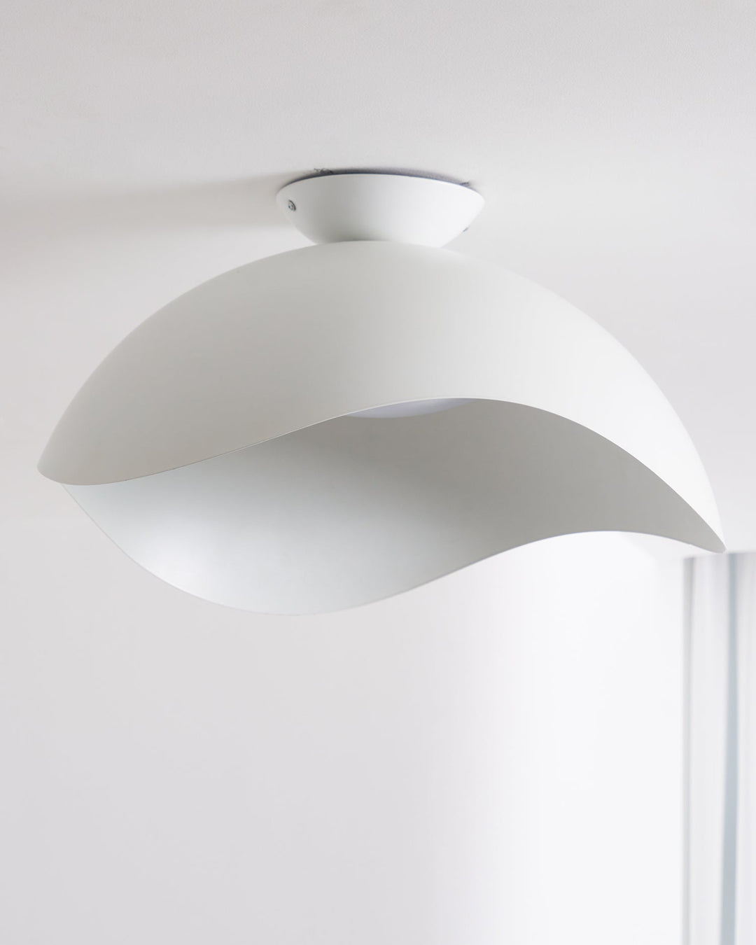 Lampa sufitowa Serene Wave