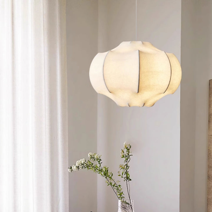 Lampa wisząca z jedwabiu Silken Lotus