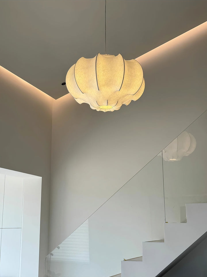 Lampa wisząca z jedwabiu Silken Lotus