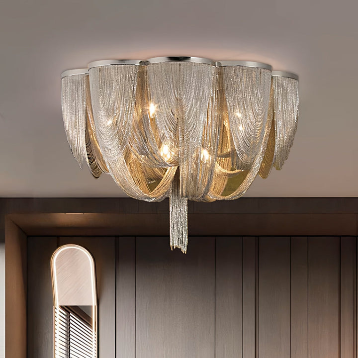 Lampa sufitowa z łańcuszkami