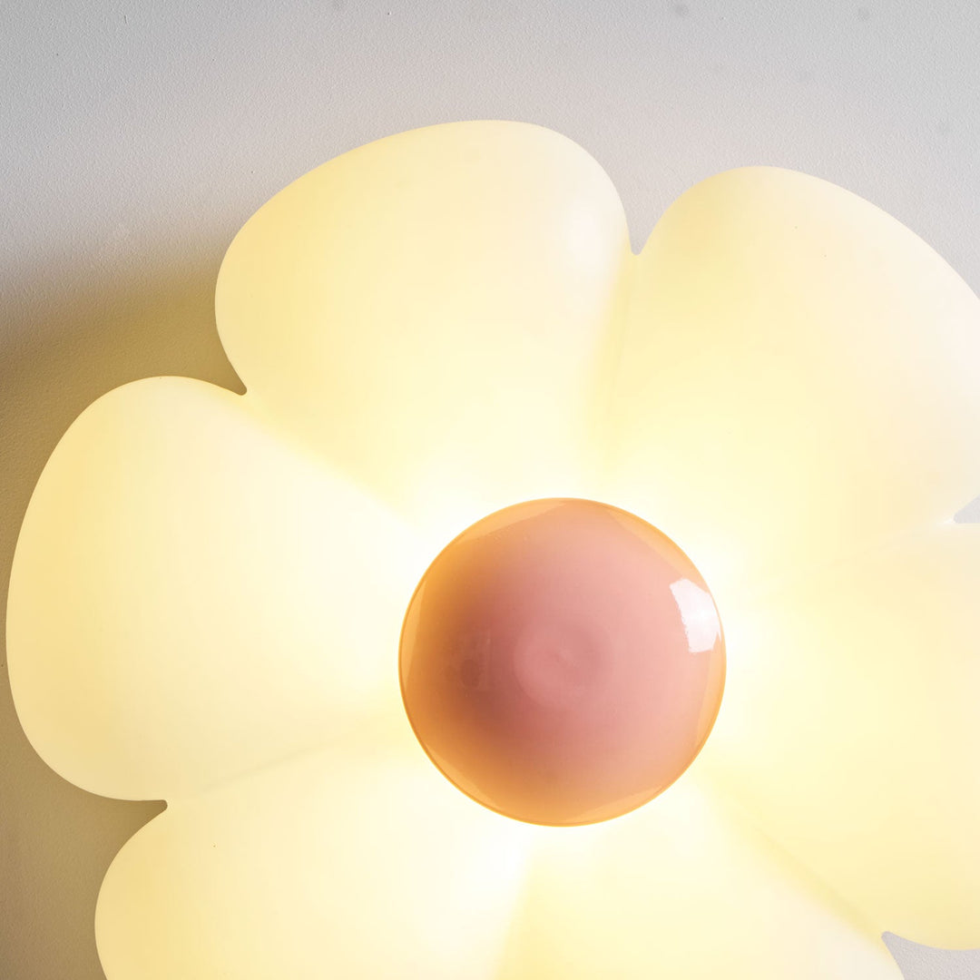 Lampa sufitowa w kształcie kwiatu z sześcioma płatkami do pokoju dziecięcego