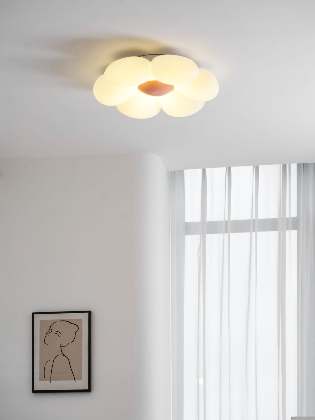 Lampa sufitowa w kształcie kwiatu z sześcioma płatkami do pokoju dziecięcego